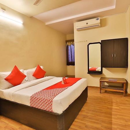 Oyo 11427 Hotel Kalyan Ahmedabad Luaran gambar