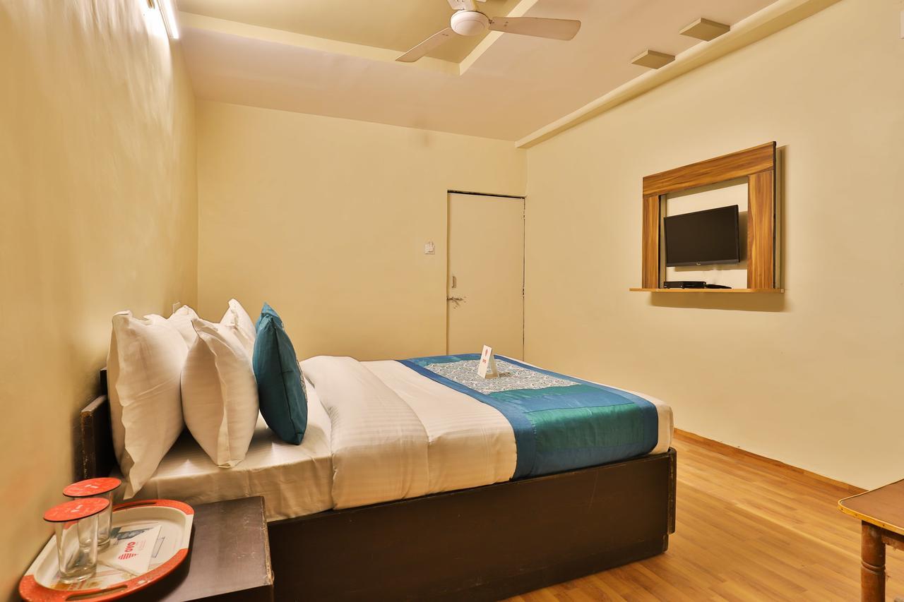Oyo 11427 Hotel Kalyan Ahmedabad Luaran gambar